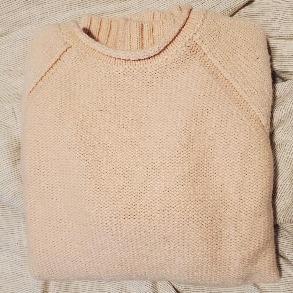 Banana Republic Cozy Knit Sweater in Soft Pink size M